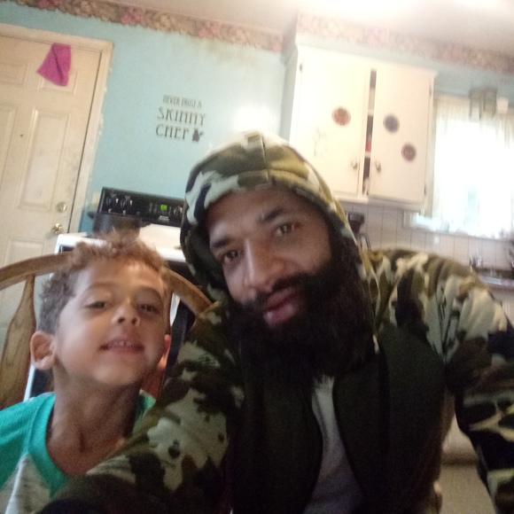 Meet your Posher, Daniel - Picture 1 of 1